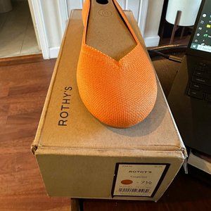 Rothys Tangerine Ballerina Flats Size 7.5